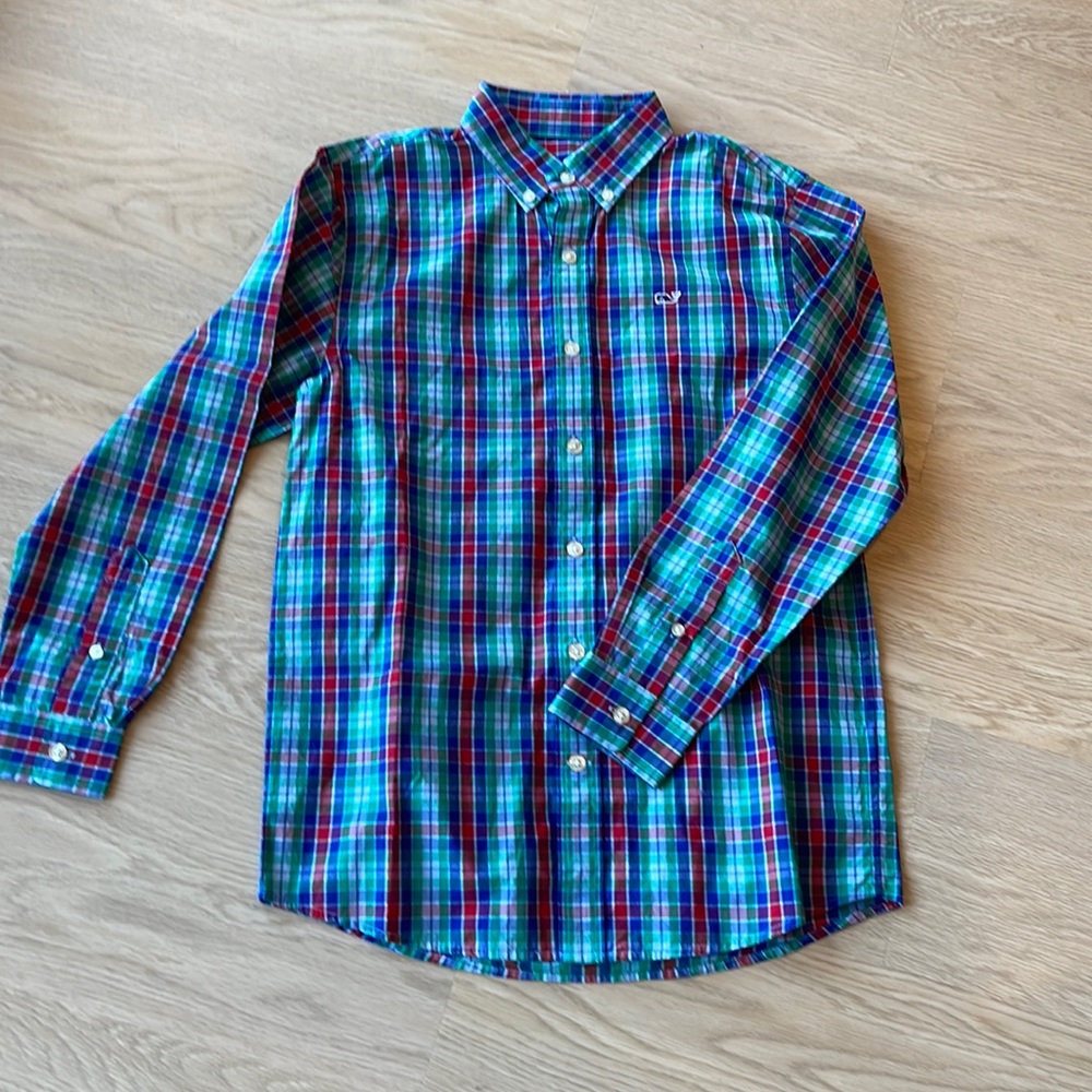 Vineyard Vines boys long sleeve button up M (12-14)